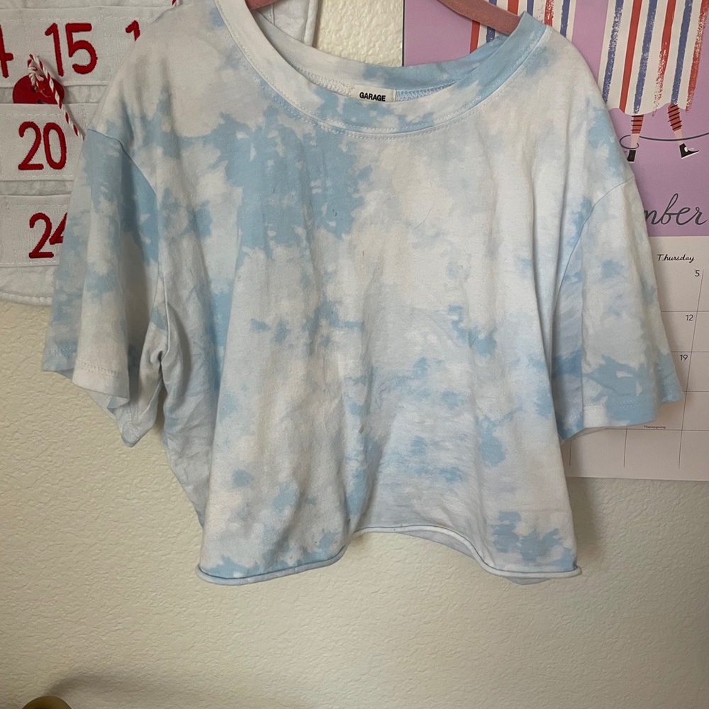 Garage ~ T - shirt ~ SIZ XSMALL